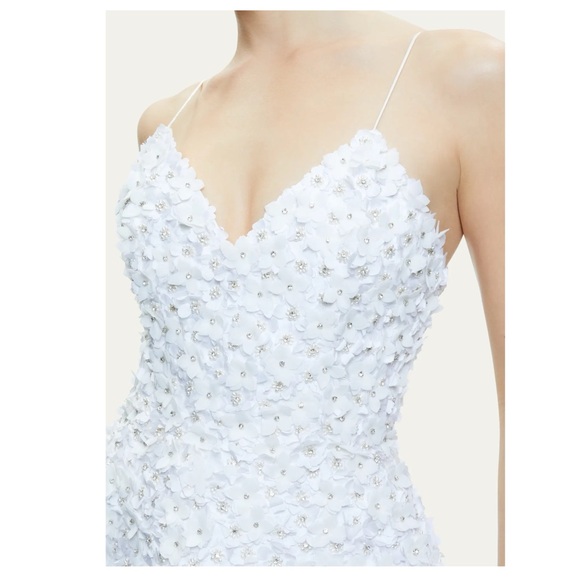 ALICE + OLIVIA Domenica Embellished Mini Gown - Picture 4 of 15
